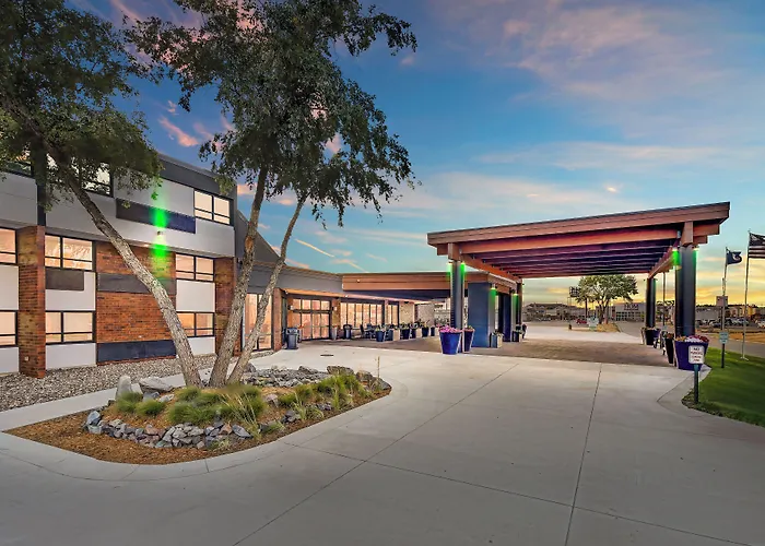 Holiday Inn & Suites St. Cloud By Ihg